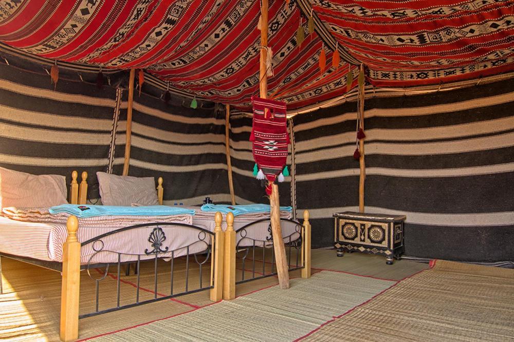 Desert Retreat Camp Al Wāşil Стая снимка